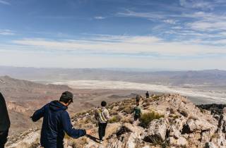 Von Las Vegas aus: Entdecke die Dünen und Salzwiesen des Death Valley