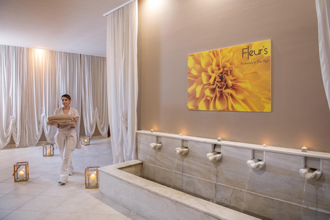 Athènes : excursion d&#039;une journée en bateau avec baignade et piscine thermaleAthènes : excursion d&#039;une journée en bateau vers les îles avec baignade