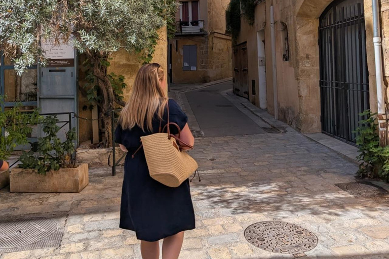 Aix-en-Provence: walking tour of historic fountains and alleyways
