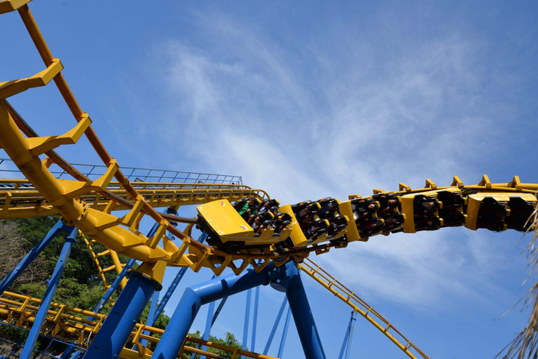 Special Admission to the Amusement Park + Transportation from San José