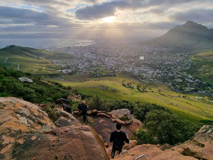 Kapstadt: Sonnenaufgang/Sonnenuntergangswanderung auf dem Lion's Head