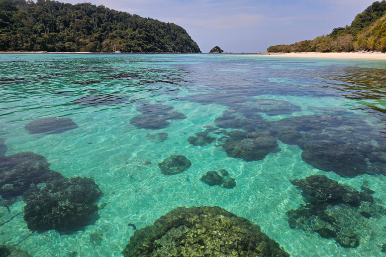 Koh Lanta: Koh Rok and Koh Haa Snorkeling Adventure