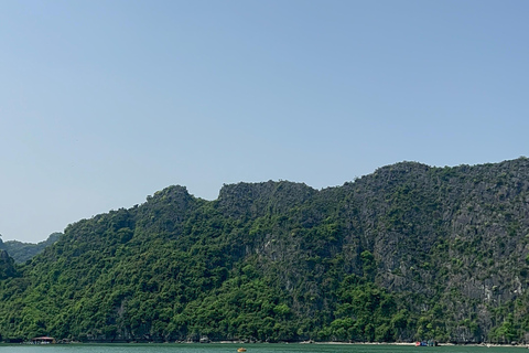 2-tägige Ha Long Bay Island Cruise Tour mit einem 3-Sterne-Kreuzfahrtschiff