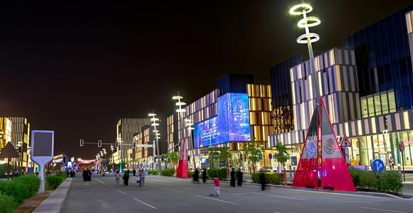 Doha: City Tour with Harry Potter-Themed Dining Experience