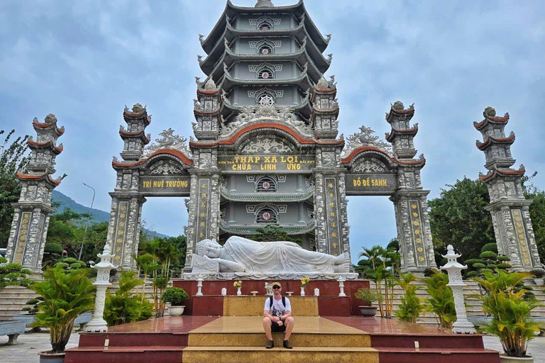 Da Nang / Hoi An: Private One-Way Transfer via Top Sights Da Nang Airport ↔ Hoi An: One-Way Private Transfer