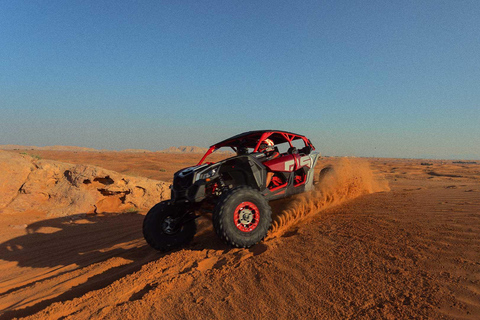 رحلة ركوب الجمال التقليدية في الدوحة وتجربة قيادة سيارات الدفع الرباعي الحديثة على الطرق الوعرةال