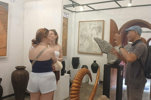 Yogyakarta: Bike Tour, Pottery, Ricefield, Museum With Lunch Bike, Pottery Class, Rice fields, Museum (No Lunch)