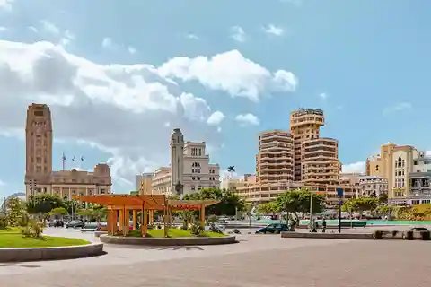Santa Cruz de Tenerife: recorrido a pie con guía local experto