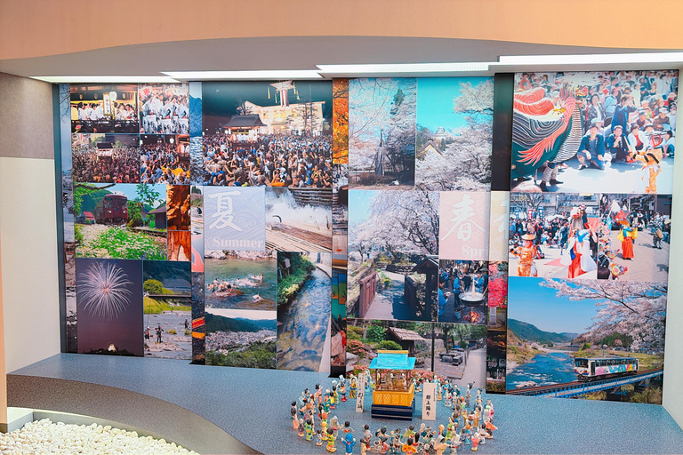 Gujo Hachiman Day Trip: Mountain Castle & Traditional Town The popular Gujyo town tour