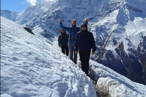 Expedición al Pico Medio del Annapurna - 41 Días
