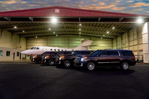 Punta Cana: Private VIP Road Trip w Rum Luxury Car Roundtrip