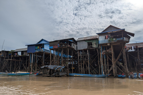 Ontdek de betovering van Chong Kneas Floating VillageDeze optie voor 8 personen