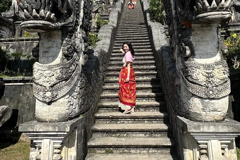 Bali: Lempuyang Temple Sacred Climb and Prayer Tour