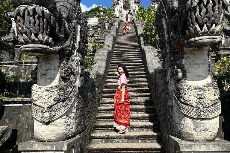 Bali: Lempuyang Temple Sacred Climb and Prayer Tour