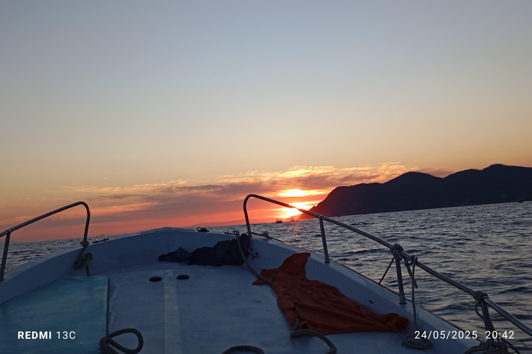 Vernazza: morning tour-afternoon-sunset aperitiv cruise tour 2-Hour Tour