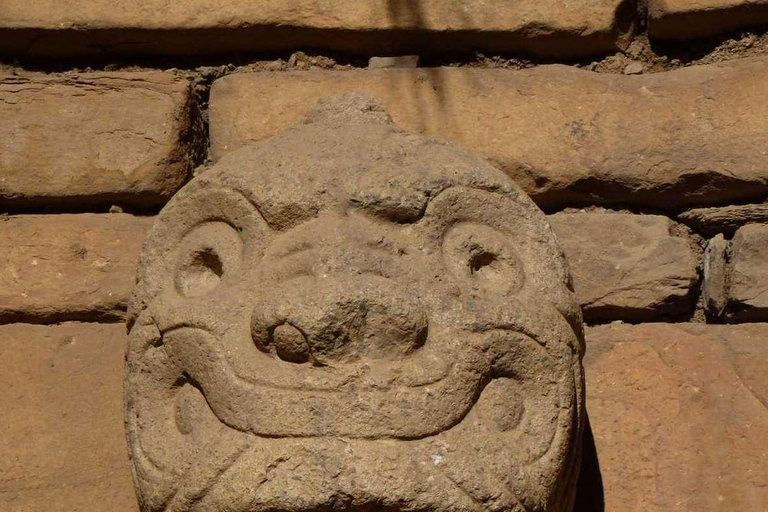 Från Huaraz ||Chavin de huantar/museum/ querocochas lagun