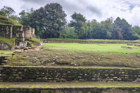 Desde Ciudad de Guatemala: Navegacion en Lago Atitlán y Visita a Iximché