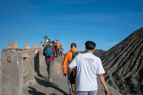 Depuis Yogyakarta ou Bali : Visite guidée partagée au lever du soleil sur le BromoAu départ de Yogyakarta : Visite guidée partagée au lever du soleil sur le Bromo