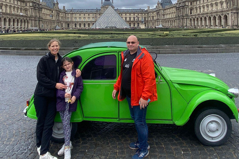 Paris: Guided City Highlights Tour in a Vintage French Car 30-Minute Tour Citroën 2CV