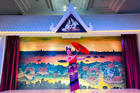 Calypso Cabaret en Asiatique: espectáculo de ladyboys en primera filaEspectáculo nocturno