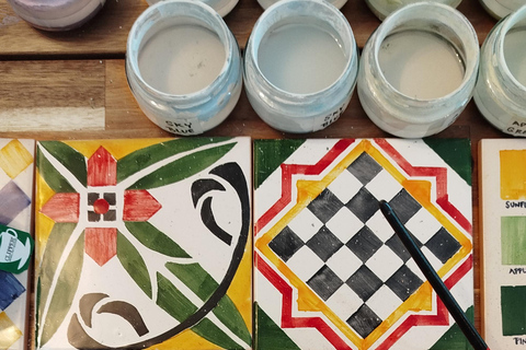 Porto: Tile Painting Masterclass in an Artist’s Home-Studio