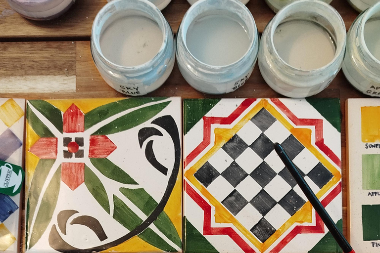 Porto: Tile Painting Masterclass in an Artist’s Home-Studio