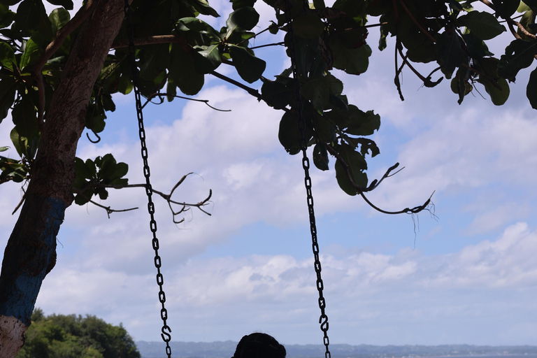 Puerto Rico: Cueva del Indio, Waterfalls, & Beach Tour