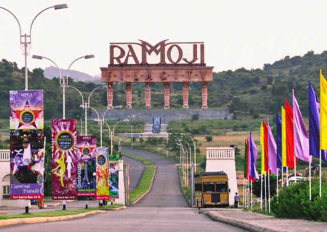Visit Day Trip to Sanghi Temple & Ramoji Film City (Private Tour) in Ramoji Film City