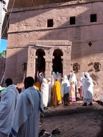 Lalibela -Kirchen Ganztages Tour & halbtages Wanderung nach Asheten - Housity