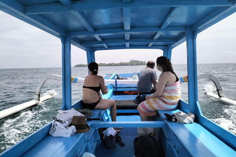 From Lombok: Full-Day Gili Gede, Rengit, & Layar Island Tour Private Tour with Meet at Harbor