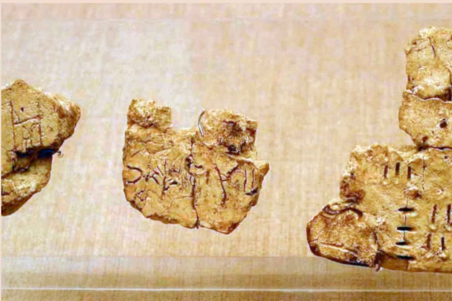 Santorini: Prehistoric Museum of Akrotiri Guided Tour - Santorini: Prehistoric Museum of Akrotiri Guided Tour