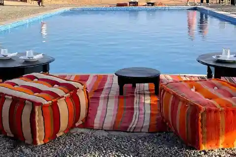 Marrakesh: Agafay Desert Tour with Lunch and Swimming Pool