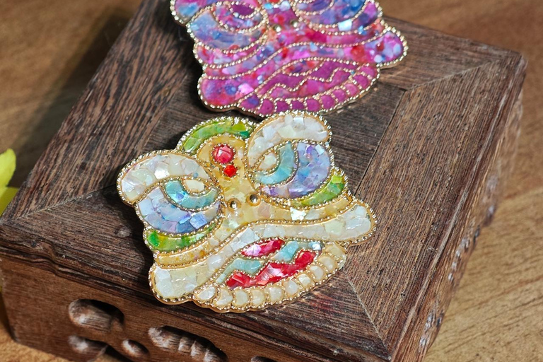 Guangzhou: Mother-of-Pearl DIY Experience Bracelet