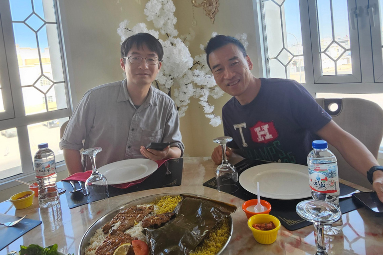 Muscat: Omani Food Tour with Shuwa & Halwa