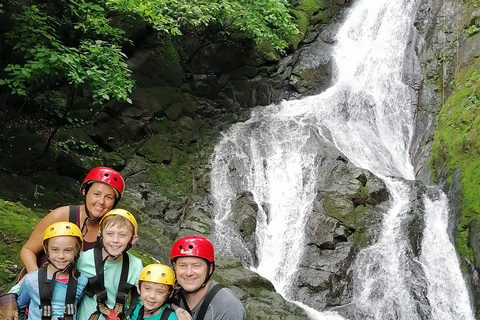 From San José: 11 Waterfalls Zipline Adventure