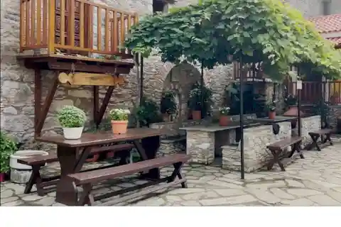 Skiathos Sacra