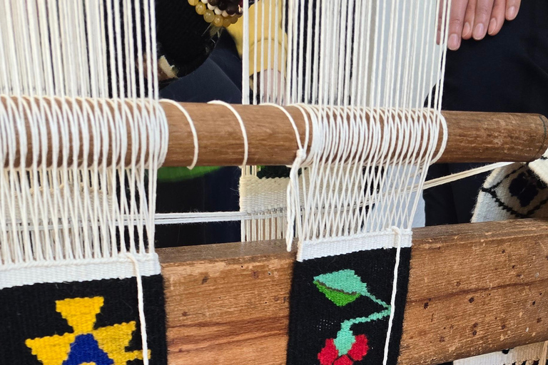 Hanul Vatra: Oltenian Fabric Weaving Workshop