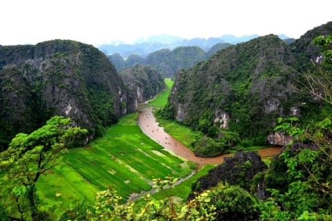 Ninh Binh: Tam Coc - Hoa Lu & Mua Höhle Ganztägige EntdeckungHanoi: Tam Coc - Hoa Lu & Mua Höhle Ganztägige Entdeckung