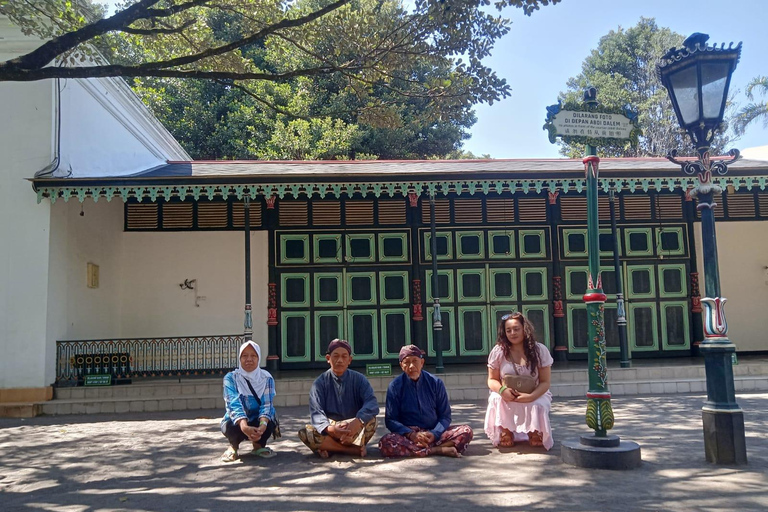 Yogyakarta: Mudal River and Keraton Ngayogyakarta Tour