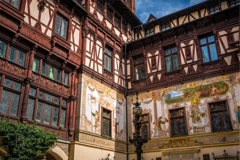 From Bucharest: Sinaia Full-Day Tour