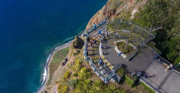 Blumen des Waldes, Câmara de Lobos 4x4 Jeep-Tour