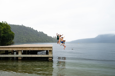 Bay of Islands Tour (Bay Explorer)