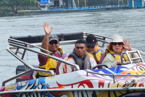 Yogyakarta: escursione al tempio di Sukuh e Cetho e al lago SaranganYogyakarta: escursione di un giorno ai templi di Sukuh e Cetho e al lago Sarangan