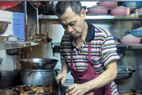 Singapore: Half-Day Street Food & Street Art Walking Tour - Image 3