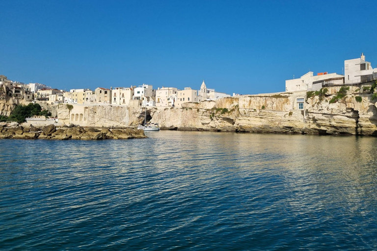 Vieste: South Coast Boat Excursion with a Swim Stop Vieste: South coast boat excursion with swim stop