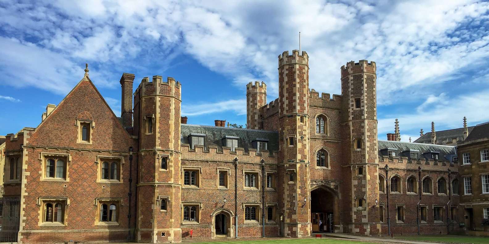 Cambridge: University Walking Tour GetYourGuide