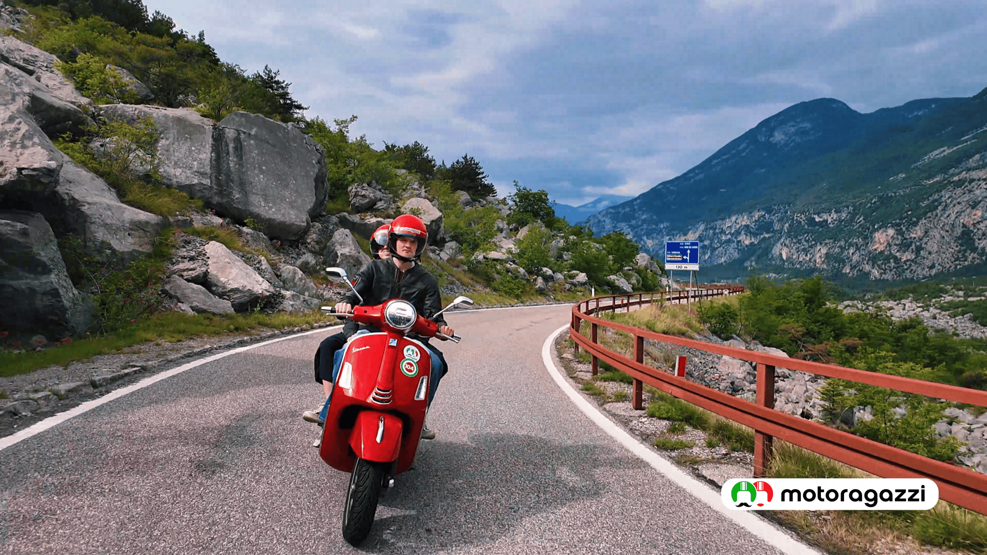 Malcesine: Önogastronomische Vespa-Tour mit App-Führung