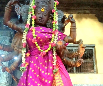 Exclusive Madurai and Samanarmalai Full-Day Exploration Tour