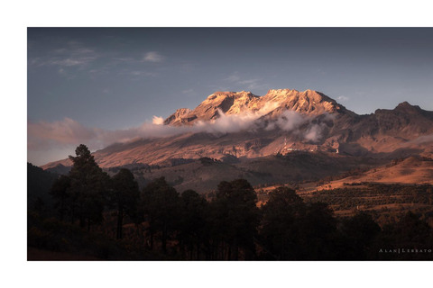 Popocatépetl Sunrise: Volcanic Film Tour from CDMX