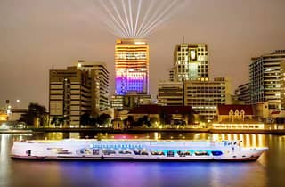 Bangkok: Karnevalskreuzfahrt auf dem Chao Phraya mit Bier